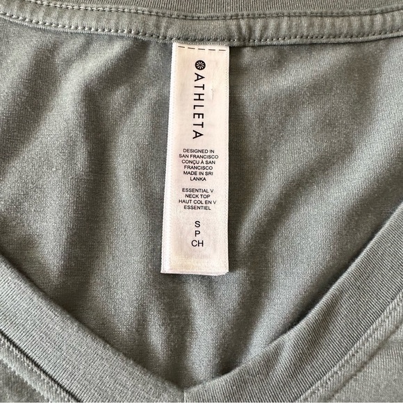 Athleta Essential V Neck Long Sleeve Top Seafoam Green - Picture 3 of 6